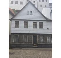 Altstadthaus in Diez – 127 m² - 98.500,00&nbsp;EUR Kaufpreis, ca.&nbsp; 127,00&nbsp;m&sup2; in Diez (PLZ: 65582)