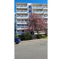 3 Raum Wohnung frisch renoviert mit Balkon (Westseite) - Dresden Prohlis
