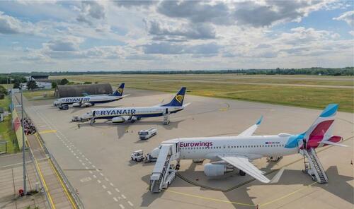 Foto - Parkplatz Flughafen Baden Air Park