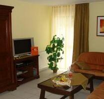 Wohnung 10 – Helle 3-Zimmer-Wohnung im Hinterhaus mit Balkon - Baden-Baden