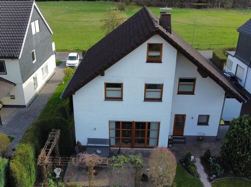 Foto - 6 Zimmer Einfamilienhaus zum Kaufen in Lennestadt