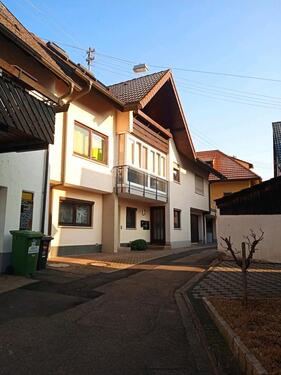 Foto - Mehrfamilienhaus - 420.000,00&nbsp;EUR Kaufpreis, ca.&nbsp; 220,00&nbsp;m&sup2;