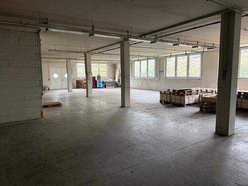 Foto - Lagerfläche zu vermieten - 2.200,00 EUR Kaltmiete,