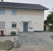 3-FamHaus EG Wohnung mit Balkon - Falkenfels