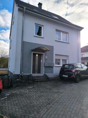 Foto - 5 Zimmer Mehrfamilienhaus, Wohnhaus in Mogendorf