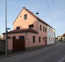 Luxuriöses 4-Zimmer Wohnhaus mit Garten, Innenhof und Carport - Mörnsheim