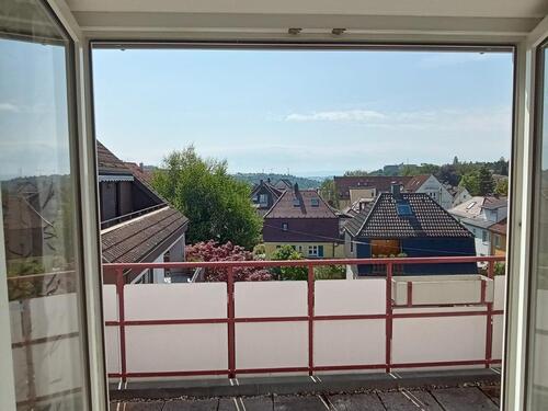 Foto - 2-Zi DG-Wohnung mit Balkon und EBK in EsslingenWäldenbronn