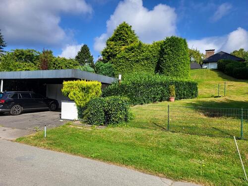 Foto - Bungalow auf dem Berg mit Traumgrundstück