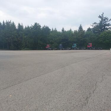 Foto - Stellplätze für Wohnwagen, Wohnmobil, Boot etc.