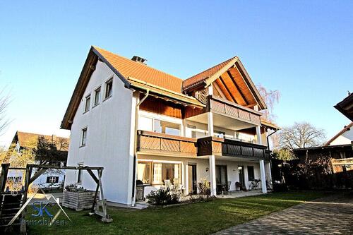 Foto - Großzügige 4 Zi. Dachgeschosswohnung mit großem Balkon in kleiner Wohnanlage zur Miete