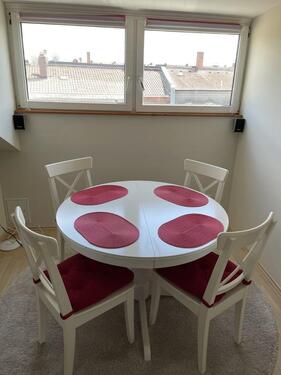 Foto - Helles möbliertes Apartment im DG in ruhiger und zentraler Lage