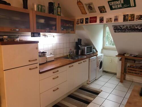 Foto - gemütliche Dachgeschosswohnung, 2 Zimmer, 4ter Stock ohne Aufzug