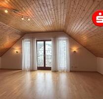 Großzügiges Einfamilienhaus mit Garten, Wintergarten und Sauna in ruhiger Lage - Nürnberg Holzheim