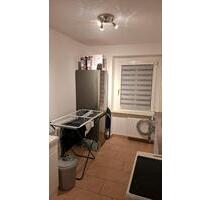 WohnungMiete - 275,00&nbsp;EUR Kaltmiete, ca.&nbsp; 34,00&nbsp;m&sup2; in Braunsbedra (PLZ: 06242)