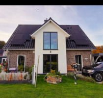 Von Privat: Einfamilienhaus mit 5 Zimmern in ruhiger Lage, Selent