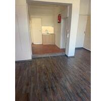 Ladenlokal Ortskern Mering - 900,00&nbsp;EUR Kaltmiete, ca.&nbsp; 70,00&nbsp;m&sup2; in Mering (PLZ: 86415)