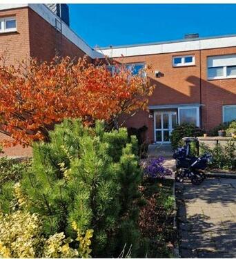 Foto - Reihenmittelhaus mit Wintergarten und Garten in ruhiger Lage