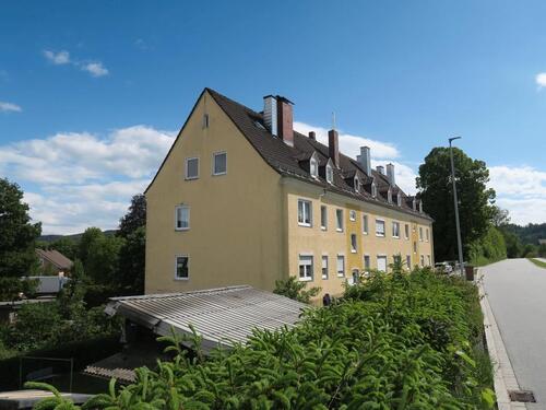 Foto - Stadt Zwiesel: Zentrumsnahe u. helle 2 Zimmer Wohnung m. EBK