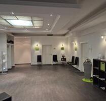 Hirschaid Dienstleistungsraum - Büro ca. 33 qm & (68 qm Empfang)