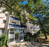 **FRSICH RENOVIERT** 2-Zimmer-Wohnung DG Balkon Bad mit Wanne ab Sofort - Cottbus Sachsendorf