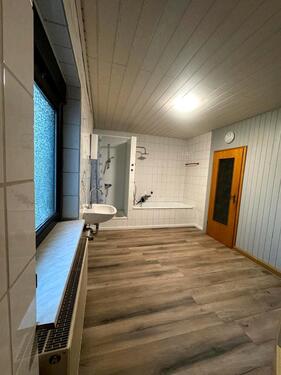 Foto - Hochparterre in Schiffweiler zur Miete