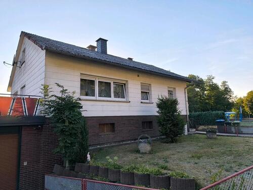 Foto - 9 Zimmer Einfamilienhaus in Bad Endbach