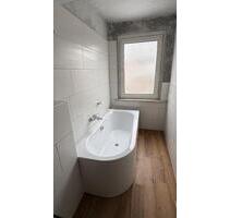 2-Raumwohnung 45qm frisch renoviert - Staßfurt