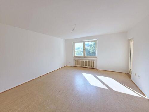 Foto - FRISCH RENOVIERT!!! Attraktive 3- Zimmerwohnung mit Balkon in Alsfeld