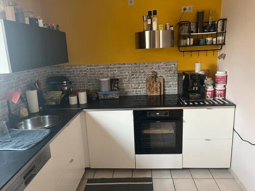 Foto - 2 ZKB DG Wohnung mit Einbauküche ab 01.03 zu vermieten