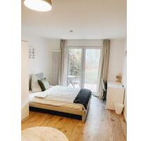 Helles Apartment mit TerasseGarten (vollmöbliert + frisch saniert) - München Hadern