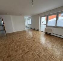 Ansprechende 3-Zimmer Wohnung mit Balkon und Einbauküche - Bovenden