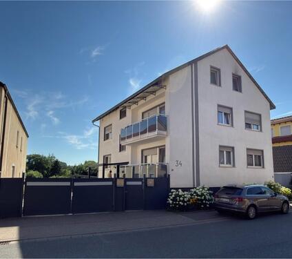 Foto - Zweifamilienhaus mit Traumgarten! Solardach neue Doppelgarage