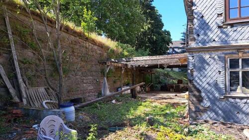 Foto - 8 Zimmer Mehrfamilienhaus, Wohnhaus zum Kaufen in Floh-Seligenthal