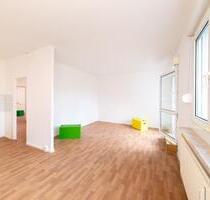 Tolle 5-Raumwohnung mit Balkon - 551,00&nbsp;EUR Kaltmiete, ca.&nbsp; 78,19&nbsp;m&sup2; in Halle (Saale) (PLZ: 06122) Halle-Neustadt