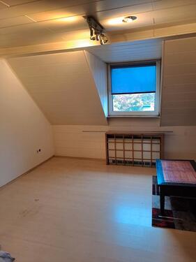 Foto - 2 Zimmer Dachgeschoßwohnung zur Miete in Duisburg
