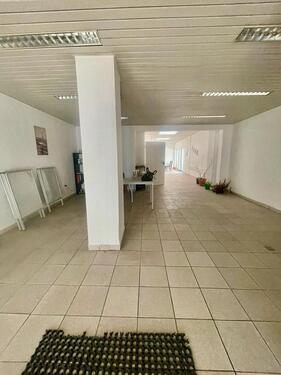 Foto - Ladenlokal Top Lage•Ideal für Beauty Lounge,Praxis,Einzelhandel