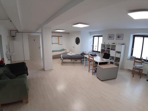 Foto - Büro-Praxis-Ladenräume - 600,00 EUR Kaltmiete,