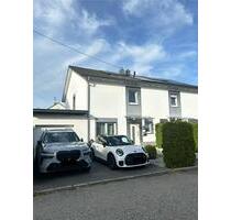 Moderne Doppelhaushälfte mit 160qm Wohnfläche in ruhiger Lage - Vöhringen