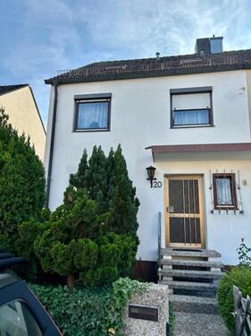 Foto - 7 Zimmer Doppelhaushälfte zum Kaufen in Oberasbach