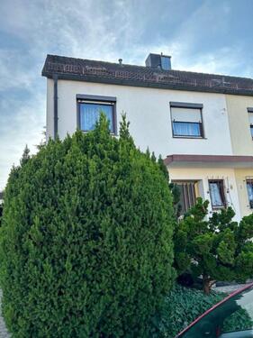 Foto - 7 Zimmer Doppelhaushälfte in Oberasbach