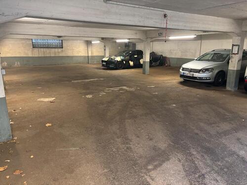 Foto - Stellplatz in Parkhaus in Uerdingen ab 1.6.2026 zu vermieten