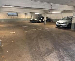 Stellplatz in Parkhaus in Uerdingen ab 1.6.2026 zu vermieten - Krefeld Gartenstadt