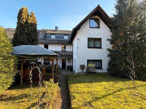 Foto - Provisionsfrei bis 28.02.! Ein- bis Zweifamilienhaus