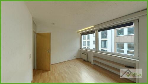 Foto - + 5PLUS + 1-ZIMMER-APPARTMENT MIT PANTRY-KÜCHE IM HERZEN VON AACHEN +