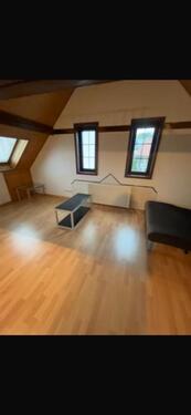 Foto - 2 ZKB Dachgeschosswohnung in zentraler Lage