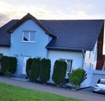 Einfamilienhaus mit Einliegerwohnung - Straubenhardt