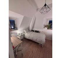 Zimmer in moderner dreier WG - 510,00&nbsp;EUR Kaltmiete, ca.&nbsp; 15,00&nbsp;m&sup2; in Frankfurt am Main (PLZ: 65929) Unterliederbach