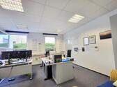 Foto - Büroeinheit im Gewerbegebiet - 1.179,00&nbsp;EUR Kaltmiete, ca.&nbsp; 131,00&nbsp;m&sup2;