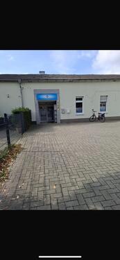 Foto - HalleLadenlokal - 3.200,00 EUR Kaltmiete,