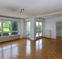 Sanierte 3-Zimmerwohnung mit Balkon in Petersberg